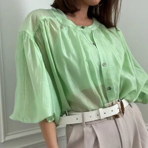 Nwt current air apple green blouse medium